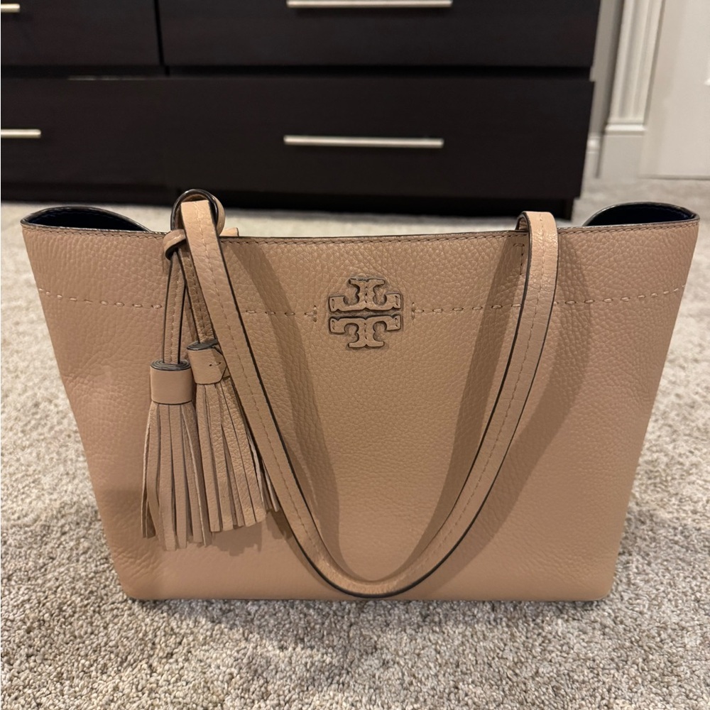 Tory Burch McGraw sand Leather Tote Bag